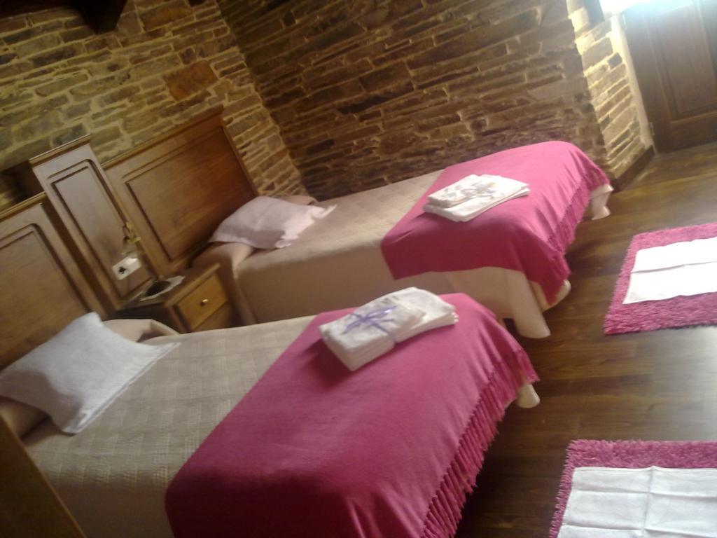 La Posada De Oscos Santa Eulalia de Oscos Room photo